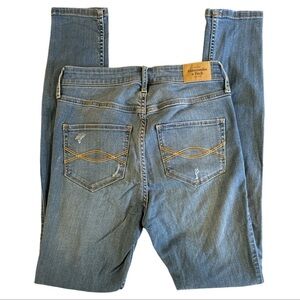 Abercrombie and Fitch Distressed Skinny Jeans Size 4R Waist 27
